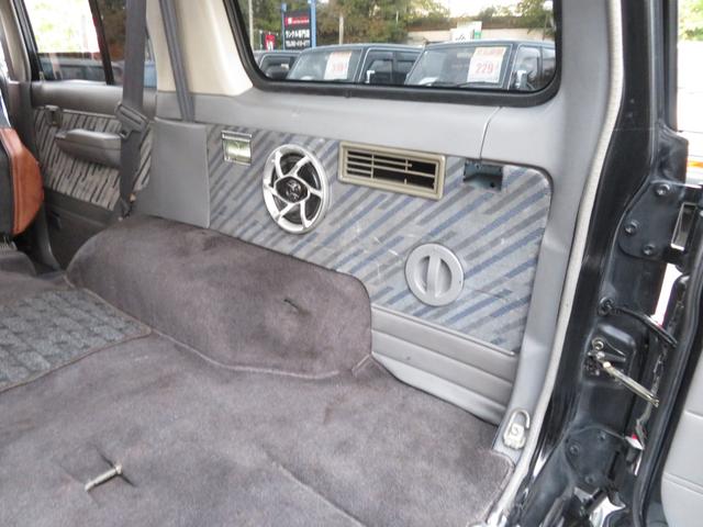 ランドクルーザープラド SXワイド 当社ユーザー買取車 全塗装済黒 新品グリル 社外レンズ 2インチUP 社外ショック 社外AW MTタイヤ 社外マフラー ナルディハンドル シートカバー 社外ナビ Bカメラ ドラレコ ETC キーレス(21枚目)