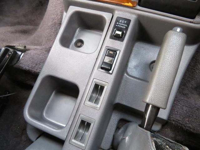 ランドクルーザープラド SXワイド 当社ユーザー買取車 全塗装済黒 新品グリル 社外レンズ 2インチUP 社外ショック 社外AW MTタイヤ 社外マフラー ナルディハンドル シートカバー 社外ナビ Bカメラ ドラレコ ETC キーレス(52枚目)