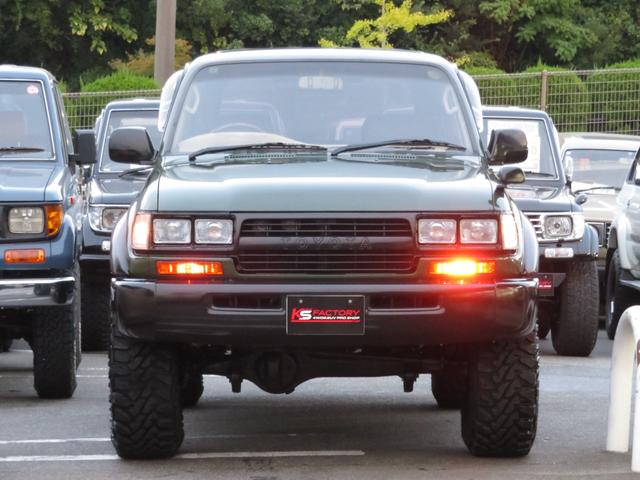 ランドクルーザー８０ ＶＸリミテッド　後期モデル　全塗装済　角目４灯ヘッドライト　３インチＵＰ　ブラッドレーＶ　ジオランダーＭＴタイヤ　左右２本出しマフラー　シートカバー　ＳＤナビ　バックカメラ　ドラレコ　ＥＴＣ　キーレス　ユーザー買取車（37枚目）