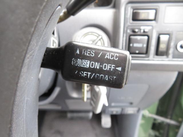 ランドクルーザー８０ ＶＸリミテッド　後期モデル　全塗装済　角目４灯ヘッドライト　３インチＵＰ　ブラッドレーＶ　ジオランダーＭＴタイヤ　左右２本出しマフラー　シートカバー　ＳＤナビ　バックカメラ　ドラレコ　ＥＴＣ　キーレス　ユーザー買取車（46枚目）