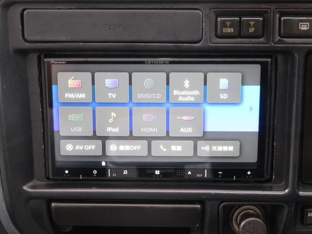 ランドクルーザー８０ ＶＸリミテッド　後期モデル　全塗装済　角目４灯ヘッドライト　３インチＵＰ　ブラッドレーＶ　ジオランダーＭＴタイヤ　左右２本出しマフラー　シートカバー　ＳＤナビ　バックカメラ　ドラレコ　ＥＴＣ　キーレス　ユーザー買取車（48枚目）