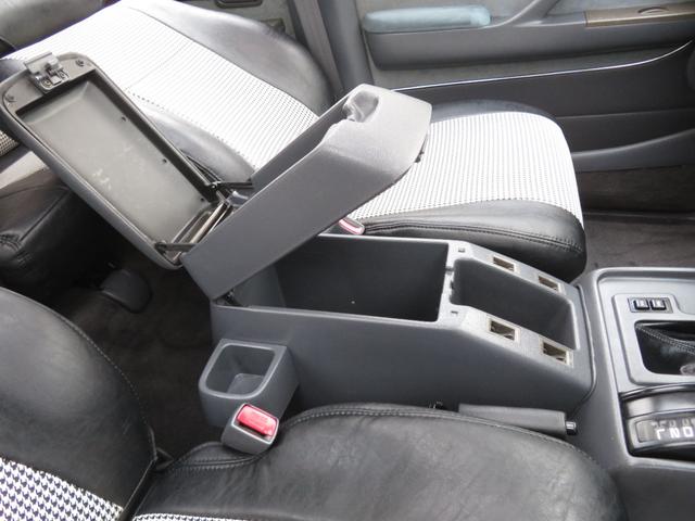 ランドクルーザー８０ ＶＸリミテッド　後期モデル　全塗装済　角目４灯ヘッドライト　３インチＵＰ　ブラッドレーＶ　ジオランダーＭＴタイヤ　左右２本出しマフラー　シートカバー　ＳＤナビ　バックカメラ　ドラレコ　ＥＴＣ　キーレス　ユーザー買取車（53枚目）