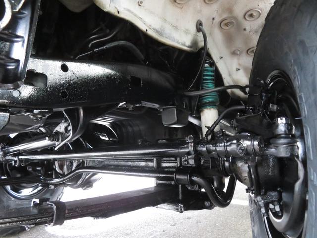 ランドクルーザー70 LX 中期モデル 新品同色全塗装 BJ用グリル 新品前後クロカンバンパー 純正車高 社外ショック 新品ブラッドレーV16インチAW 新品BFグッドリッチ製ATタイヤ 新品黒革調シートカバー 社外HDDナビ(12枚目)