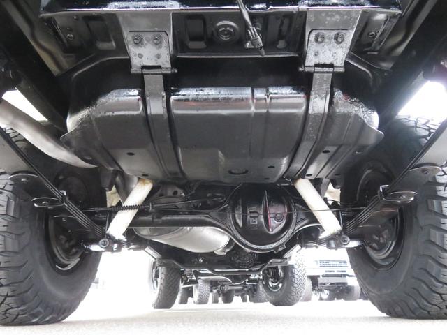 ランドクルーザー70 LX 中期モデル 新品同色全塗装 BJ用グリル 新品前後クロカンバンパー 純正車高 社外ショック 新品ブラッドレーV16インチAW 新品BFグッドリッチ製ATタイヤ 新品黒革調シートカバー 社外HDDナビ(15枚目)