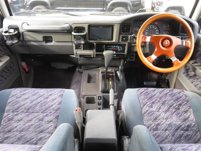 �����̍L�����\������܂������X�ŃN���[�j���O�A���o���R�[�e�B���O���{�H���Ă���܂��̂łƂĂ��L���C�Ɏd�グ�Ă���܂��I