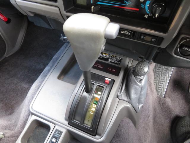 �^�]���y�`���ȃI�[�g�}�ł����V�t�g������L���C�ł�����ׂɂ̓g�����X�t�@�[���o�[���z�u����Ă��܂���