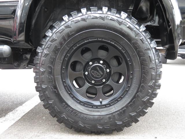 TOYOTA HILUX SURF SSR-X WIDE BODY