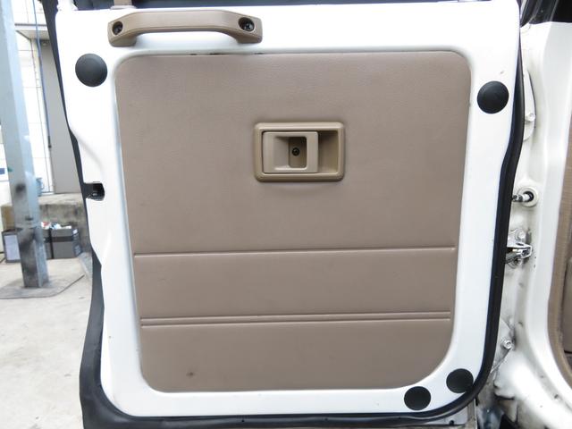 ランドクルーザー７０ ＬＸ　ＬＸ（５名）中期モデル　全塗装済パールホワイト　内装ベージュ　純正車高　ナローボディ　純正グリル　新品当社オリジナル１６インチＡＷ　新品ＢＦグッドリッチ製ＡＴタイヤ　集中ロック　パワーウインド（24枚目）