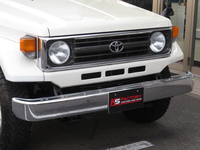 ランドクルーザー７０ ＬＸ　ＬＸ（５名）中期モデル　全塗装済パールホワイト　内装ベージュ　純正車高　ナローボディ　純正グリル　新品当社オリジナル１６インチＡＷ　新品ＢＦグッドリッチ製ＡＴタイヤ　集中ロック　パワーウインド（31枚目）