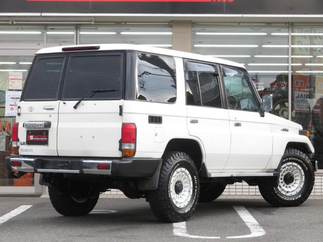 ランドクルーザー７０ ＬＸ　ＬＸ（５名）中期モデル　全塗装済パールホワイト　内装ベージュ　純正車高　ナローボディ　純正グリル　新品当社オリジナル１６インチＡＷ　新品ＢＦグッドリッチ製ＡＴタイヤ　集中ロック　パワーウインド（33枚目）