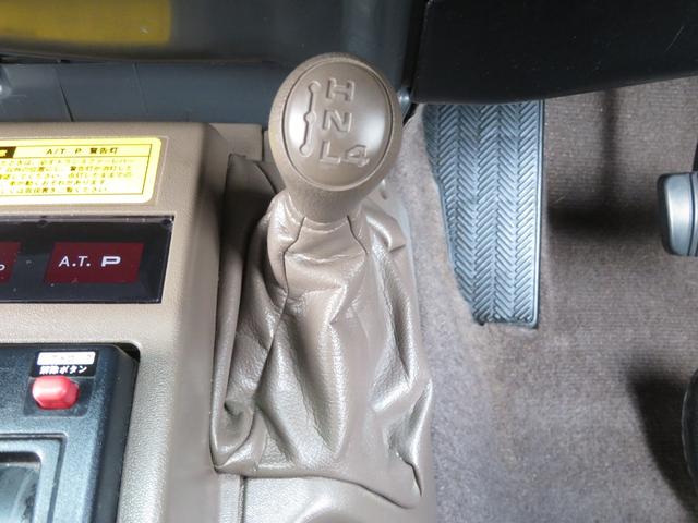 ランドクルーザー７０ ＬＸ　ＬＸ（５名）中期モデル　全塗装済パールホワイト　内装ベージュ　純正車高　ナローボディ　純正グリル　新品当社オリジナル１６インチＡＷ　新品ＢＦグッドリッチ製ＡＴタイヤ　集中ロック　パワーウインド（47枚目）