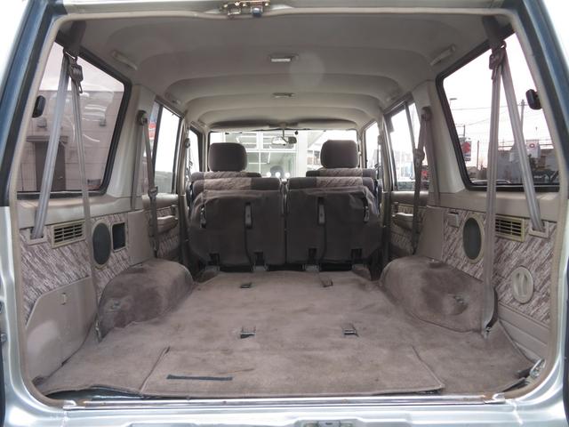 ランドクルーザープラド ＳＸワイド　後期モデル　同色全塗装済　ナロー仕様　新品クリスタルレンズ　２インチＵＰ　社外ショックアブソーバー　新品当社オリジナル１６インチＡＷ　新品ＢＦグッドリッチ製ＡＴタイヤ　社外ナビ　バックカメラ　ＥＴＣ（14枚目）