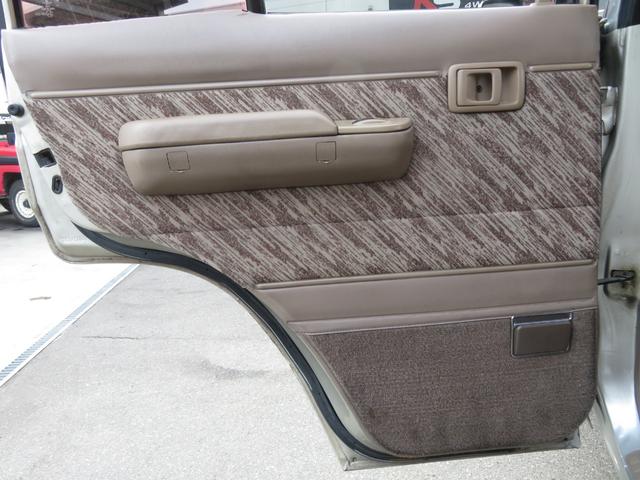 ランドクルーザープラド ＳＸワイド　後期モデル　同色全塗装済　ナロー仕様　新品クリスタルレンズ　２インチＵＰ　社外ショックアブソーバー　新品当社オリジナル１６インチＡＷ　新品ＢＦグッドリッチ製ＡＴタイヤ　社外ナビ　バックカメラ　ＥＴＣ（20枚目）