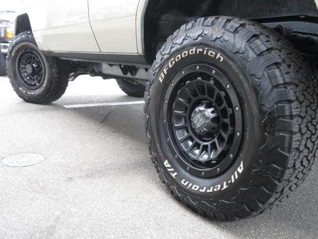 ランドクルーザープラド ＳＸワイド　後期モデル　同色全塗装済　ナロー仕様　新品クリスタルレンズ　２インチＵＰ　社外ショックアブソーバー　新品当社オリジナル１６インチＡＷ　新品ＢＦグッドリッチ製ＡＴタイヤ　社外ナビ　バックカメラ　ＥＴＣ（25枚目）