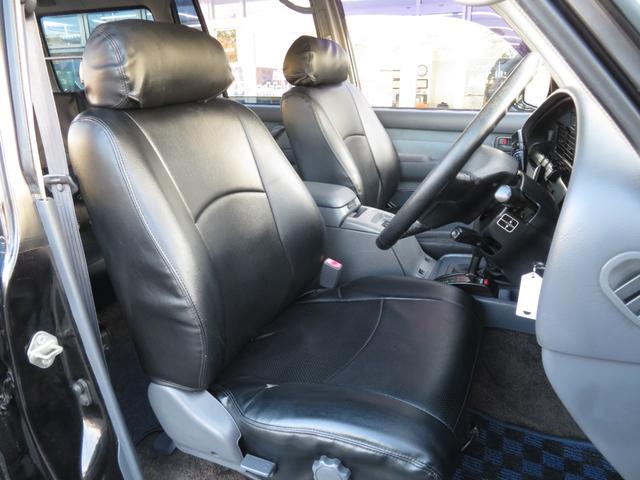 �l�ԍH�w�Ɋ�Â��݌v���ꂽ�V�[�g�́A�������̉^�]�ł���J�����܂�ɂ����\���ƂȂ��Ă���܂������v���̃V�[�g�J�o�[�𑕒����Ă��܂��􂱂ꂾ���Ŏԓ��̕��͋C���K�����ƕς��܂��ˁI�I