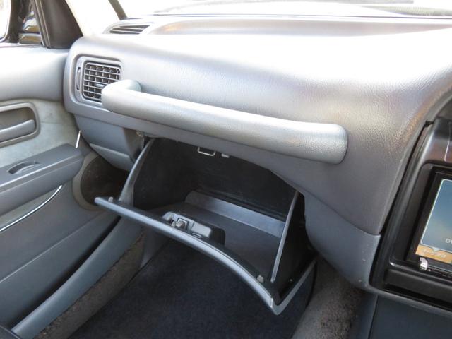 ���[�Ƃ��Ďg����O���[�u�{�b�N�X�ł����Ԍ��ؓ���Ƃ��Ă��g���܂���