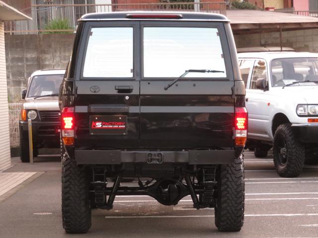 ���A�r���[�I����ȎԂ��O�𑖂��Ă�����v�킸�A���čs�������Ȃ�܂��ˁ�