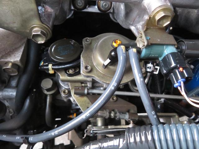 �������⃁���e�i���X���ꂽ�`�Ղ��e���ɂ���܂���