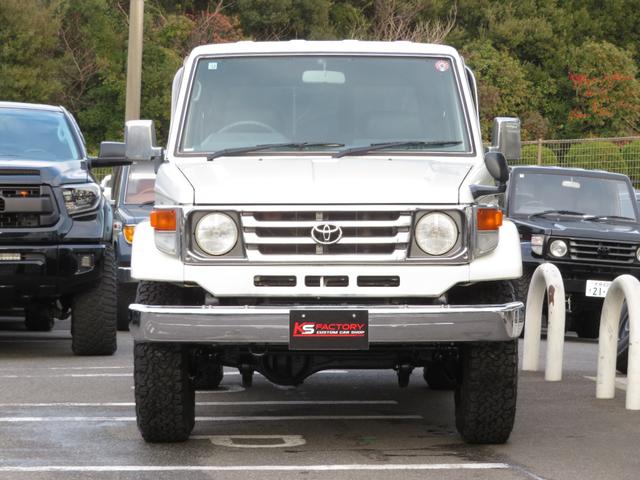 ランドクルーザー７０ ＬＸ　後期フロントコイルモデル　ユーザー買取車　ブラッドレーＶ　新品ＢＦ／ＡＴタイヤ　新品純正フロントバンパー　社外ＳＤナビ　フルセグＴＶ　Ｂｌｕｅｔｏｏｔｈ対応　バックカメラ　ＥＴＣ　エンジンスターター（37枚目）