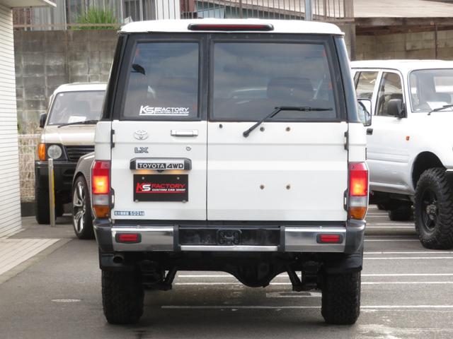 ランドクルーザー７０ ＬＸ　後期フロントコイルモデル　ユーザー買取車　ブラッドレーＶ　新品ＢＦ／ＡＴタイヤ　新品純正フロントバンパー　社外ＳＤナビ　フルセグＴＶ　Ｂｌｕｅｔｏｏｔｈ対応　バックカメラ　ＥＴＣ　エンジンスターター（39枚目）