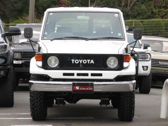 ランドクルーザー７０ ＬＸ　前後リーフ最終型　７６フェイス　ＢＪグリル　フェンダーミラー　リフトＵＰ公認済　新品ＤＥＡＮ製ＡＷ　新品ジオランダーＭＴタイヤ　社外ＳＤナビ　フルセグＴＶ　Ｂｌｕｅｔｏｏｔｈ対応　バックカメラ　ＥＴＣ（41枚目）