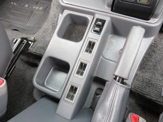 ランドクルーザー７０ ＬＸ　前後リーフ最終型　７６フェイス　ＢＪグリル　フェンダーミラー　リフトＵＰ公認済　新品ＤＥＡＮ製ＡＷ　新品ジオランダーＭＴタイヤ　社外ＳＤナビ　フルセグＴＶ　Ｂｌｕｅｔｏｏｔｈ対応　バックカメラ　ＥＴＣ（56枚目）