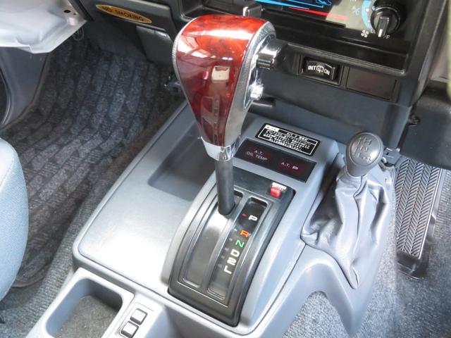 �^�]���y�`���ȃI�[�g�}�ł����V�t�g������L���C�ł�����ׂɂ̓g�����X�t�@�[���o�[���z�u����Ă��܂���