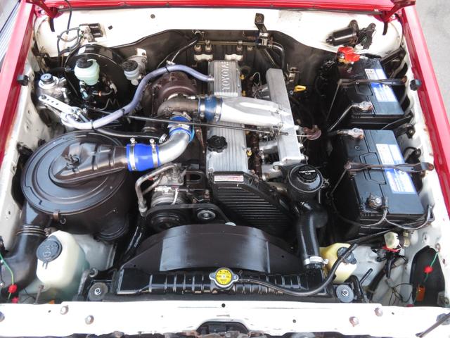 ランドクルーザー７０ ＬＸ　ＰＸ－１０ネオクラシック仕様　５速ＭＴ　全塗装済　社外ターボ付　社外ショック　社外１６インチＡＷ　ジオランダーＡＴタイヤ　社外ＳＤナビ　フルセグＴＶ　Ｂｌｕｅｔｏｏｔｈ対応　シートカバー　キーレス（7枚目）