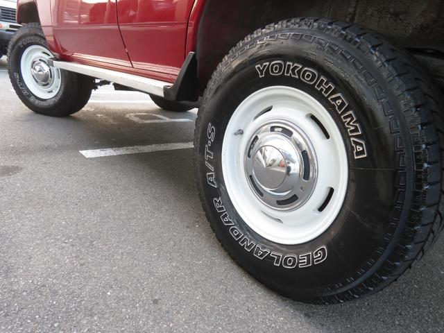 ランドクルーザー７０ ＬＸ　ＰＸ－１０ネオクラシック仕様　５速ＭＴ　全塗装済　社外ターボ付　社外ショック　社外１６インチＡＷ　ジオランダーＡＴタイヤ　社外ＳＤナビ　フルセグＴＶ　Ｂｌｕｅｔｏｏｔｈ対応　シートカバー　キーレス（9枚目）