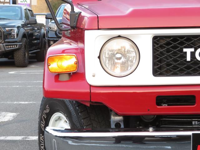 ランドクルーザー７０ ＬＸ　ＰＸ－１０ネオクラシック仕様　５速ＭＴ　全塗装済　社外ターボ付　社外ショック　社外１６インチＡＷ　ジオランダーＡＴタイヤ　社外ＳＤナビ　フルセグＴＶ　Ｂｌｕｅｔｏｏｔｈ対応　シートカバー　キーレス（20枚目）