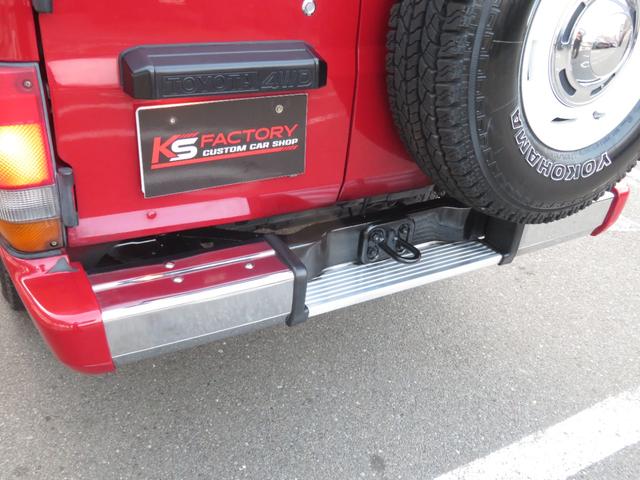 ランドクルーザー７０ ＬＸ　ＰＸ－１０ネオクラシック仕様　５速ＭＴ　全塗装済　社外ターボ付　社外ショック　社外１６インチＡＷ　ジオランダーＡＴタイヤ　社外ＳＤナビ　フルセグＴＶ　Ｂｌｕｅｔｏｏｔｈ対応　シートカバー　キーレス（25枚目）