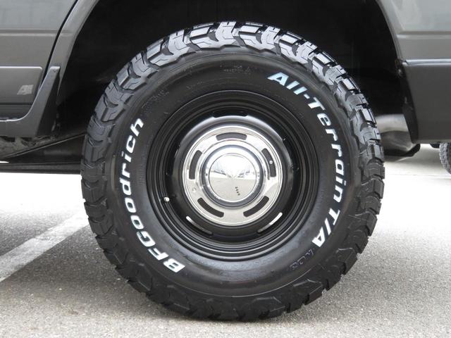 ランドクルーザープラド ＥＸ５　新品全塗装ミディアムグレーＩＩ　新品クリスタルレンズ　純正車高　新品ＤＥＡＮ製クロスカントリー１６インチＡＷ　新品ＢＦグッドリッチ製ＡＴタイヤ　サスペンションシート　ＥＴＣ　サンルーフ（26枚目）