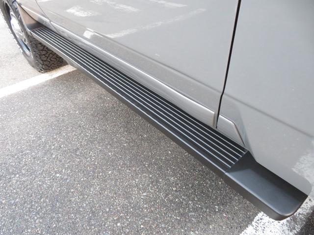 ランドクルーザープラド ＥＸ５　新品全塗装ミディアムグレーＩＩ　新品クリスタルレンズ　純正車高　新品ＤＥＡＮ製クロスカントリー１６インチＡＷ　新品ＢＦグッドリッチ製ＡＴタイヤ　サスペンションシート　ＥＴＣ　サンルーフ（35枚目）