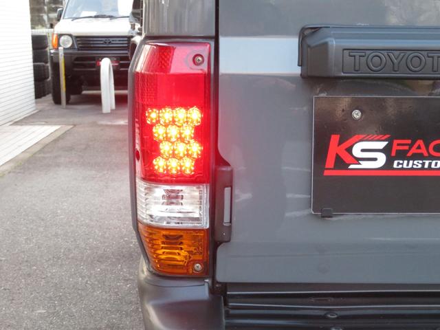 ランドクルーザープラド ＥＸ５　新品全塗装ミディアムグレーＩＩ　新品クリスタルレンズ　純正車高　新品ＤＥＡＮ製クロスカントリー１６インチＡＷ　新品ＢＦグッドリッチ製ＡＴタイヤ　サスペンションシート　ＥＴＣ　サンルーフ（37枚目）