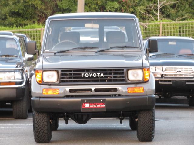 ランドクルーザープラド ＥＸ５　新品全塗装ミディアムグレーＩＩ　新品クリスタルレンズ　純正車高　新品ＤＥＡＮ製クロスカントリー１６インチＡＷ　新品ＢＦグッドリッチ製ＡＴタイヤ　サスペンションシート　ＥＴＣ　サンルーフ（39枚目）