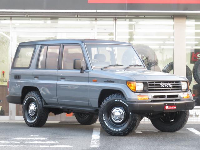 ランドクルーザープラド ＥＸ５　新品全塗装ミディアムグレーＩＩ　新品クリスタルレンズ　純正車高　新品ＤＥＡＮ製クロスカントリー１６インチＡＷ　新品ＢＦグッドリッチ製ＡＴタイヤ　サスペンションシート　ＥＴＣ　サンルーフ（42枚目）