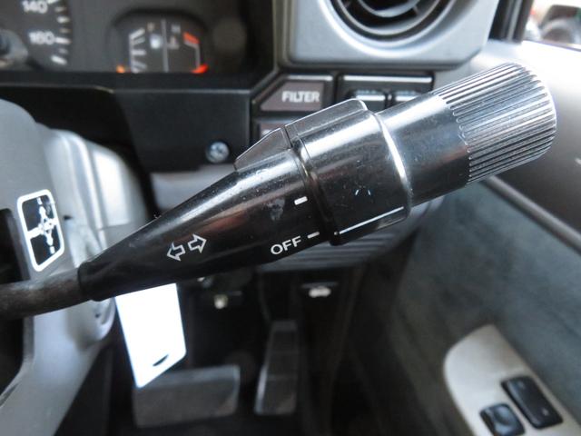 ランドクルーザープラド ＥＸ５　新品全塗装ミディアムグレーＩＩ　新品クリスタルレンズ　純正車高　新品ＤＥＡＮ製クロスカントリー１６インチＡＷ　新品ＢＦグッドリッチ製ＡＴタイヤ　サスペンションシート　ＥＴＣ　サンルーフ（46枚目）