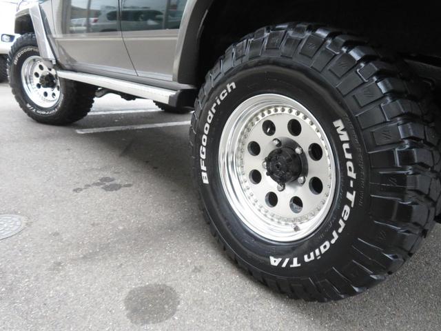 ランドクルーザー７０ ＺＸ　５速ＭＴ　ユーザー下取り車　純正車高　フォグランプ　ガードバンパー　社外ＡＷ５本　ＢＦグッドリッチ製ＭＴタイヤ　社外ＳＤナビ　フルセグＴＶ　Ｂｌｕｅｔｏｏｔｈ対応　バックカメラ　サンルーフ　ＥＴＣ（25枚目）