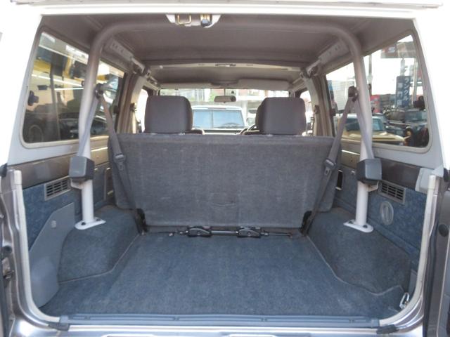 ランドクルーザー７０ ＺＸ　ＺＸ（５名）　５速マニュアル　ユーザー下取り車　前後クロカンバンパー　リフトＵＰ公認済み　新品ブラッドレーＶ１６インチＡＷ　新品ジオランダーＭＴ　　社外ＳＤナビ　フルセグＴＶ　Ｂｌｕｅｔｏｏｔｈ対応（13枚目）