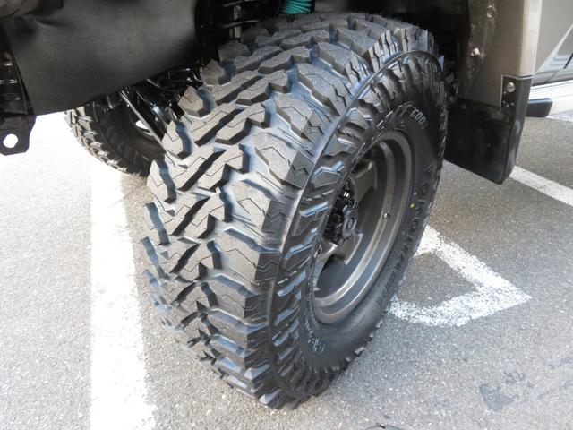 ランドクルーザー７０ ＺＸ　ＺＸ（５名）　５速マニュアル　ユーザー下取り車　前後クロカンバンパー　リフトＵＰ公認済み　新品ブラッドレーＶ１６インチＡＷ　新品ジオランダーＭＴ　　社外ＳＤナビ　フルセグＴＶ　Ｂｌｕｅｔｏｏｔｈ対応（27枚目）