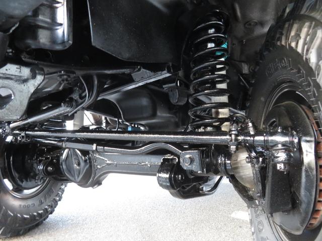 ランドクルーザー７０ ＺＸ　ＺＸ（５名）　５速マニュアル　ユーザー下取り車　前後クロカンバンパー　リフトＵＰ公認済み　新品ブラッドレーＶ１６インチＡＷ　新品ジオランダーＭＴ　　社外ＳＤナビ　フルセグＴＶ　Ｂｌｕｅｔｏｏｔｈ対応（28枚目）