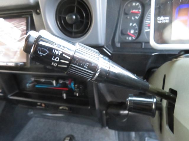 ランドクルーザー７０ ＺＸ　ＺＸ（５名）　５速マニュアル　ユーザー下取り車　前後クロカンバンパー　リフトＵＰ公認済み　新品ブラッドレーＶ１６インチＡＷ　新品ジオランダーＭＴ　　社外ＳＤナビ　フルセグＴＶ　Ｂｌｕｅｔｏｏｔｈ対応（48枚目）