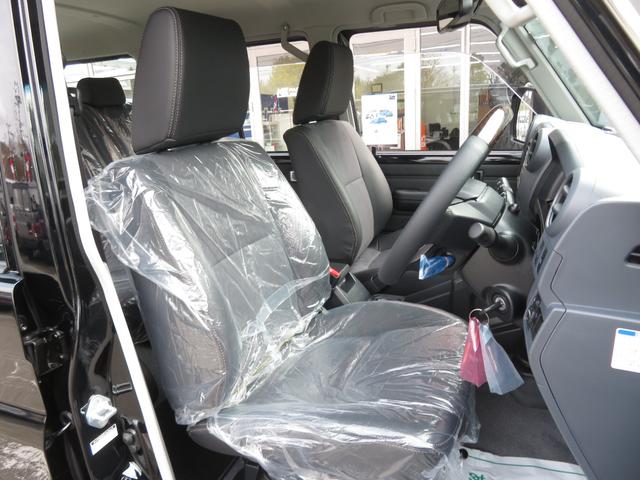 ランドクルーザー７０ ＡＸ　ＡＸ　登録済未使用車　フルノーマル　ＳＤナビ　Ｂｌｕｅｔｏｏｔｈ対応　地デジ　バックカメラ　ＥＴＣ　デフロック　リアヒーター　トヨタセーフティセンス　キーレス　純正マット　前後ドラレコ　コーティング済（9枚目）