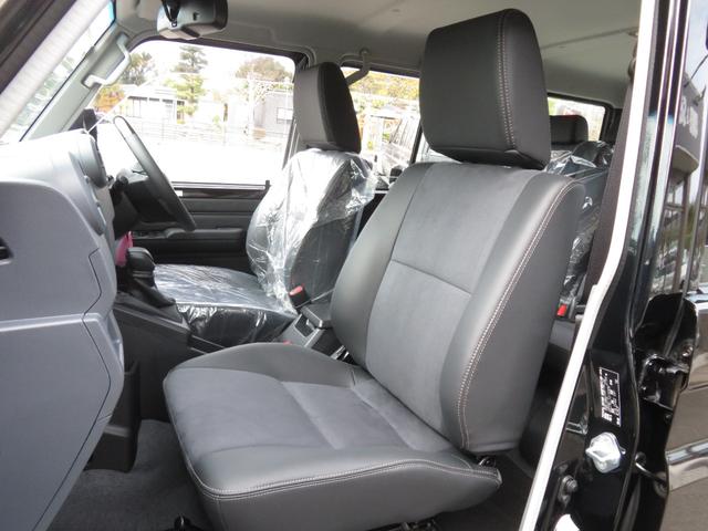 ランドクルーザー７０ ＡＸ　ＡＸ　登録済未使用車　フルノーマル　ＳＤナビ　Ｂｌｕｅｔｏｏｔｈ対応　地デジ　バックカメラ　ＥＴＣ　デフロック　リアヒーター　トヨタセーフティセンス　キーレス　純正マット　前後ドラレコ　コーティング済（11枚目）