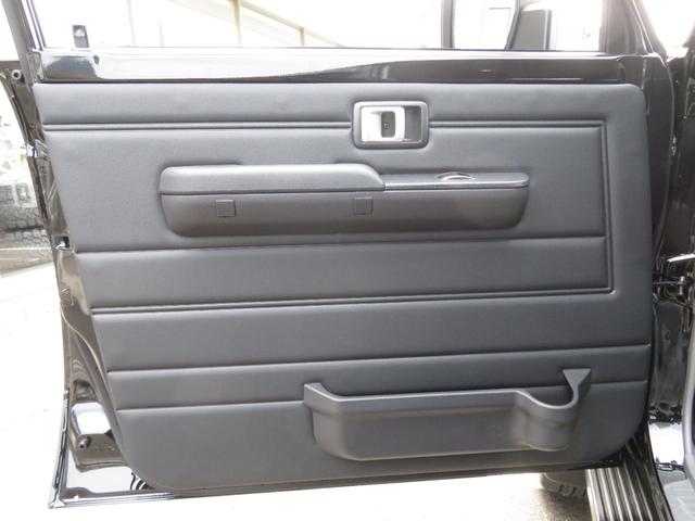 ランドクルーザー７０ ＡＸ　ＡＸ　登録済未使用車　フルノーマル　ＳＤナビ　Ｂｌｕｅｔｏｏｔｈ対応　地デジ　バックカメラ　ＥＴＣ　デフロック　リアヒーター　トヨタセーフティセンス　キーレス　純正マット　前後ドラレコ　コーティング済（18枚目）