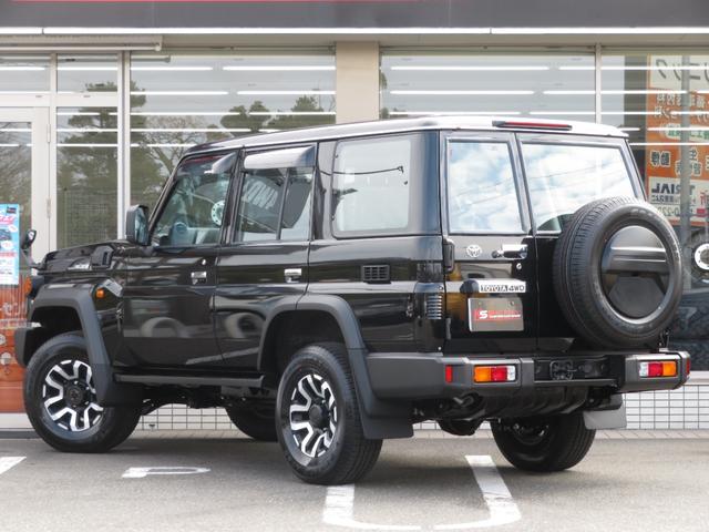 ランドクルーザー７０ ＡＸ　ＡＸ　登録済未使用車　フルノーマル　ＳＤナビ　Ｂｌｕｅｔｏｏｔｈ対応　地デジ　バックカメラ　ＥＴＣ　デフロック　リアヒーター　トヨタセーフティセンス　キーレス　純正マット　前後ドラレコ　コーティング済（42枚目）