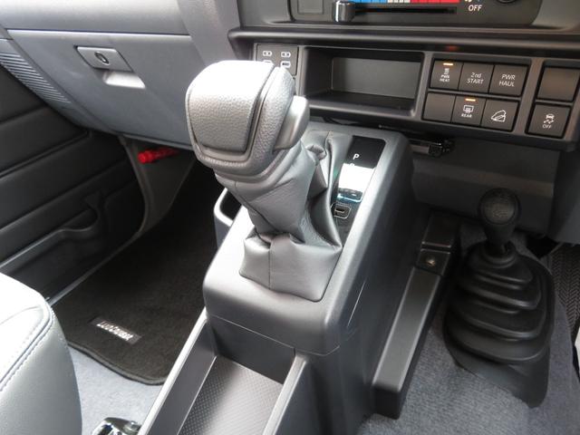 ランドクルーザー７０ ＡＸ　ＡＸ　登録済未使用車　フルノーマル　ＳＤナビ　Ｂｌｕｅｔｏｏｔｈ対応　地デジ　バックカメラ　ＥＴＣ　デフロック　リアヒーター　トヨタセーフティセンス　キーレス　純正マット　前後ドラレコ　コーティング済（53枚目）