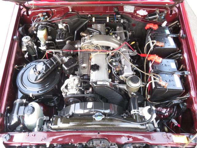 ランドクルーザー70 LX LX(5名) ユーザー買取車 5速マニュアル ブラッドレーV ATタイヤ HIDライト 新品テールレンズ 社外SDナビ Bluetooth対応 地デジTV 社外スピーカー 追加メーター ETC(7枚目)