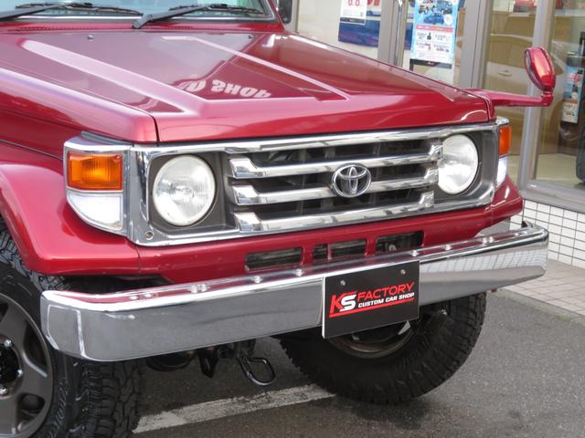 ランドクルーザー70 LX LX(5名) ユーザー買取車 5速マニュアル ブラッドレーV ATタイヤ HIDライト 新品テールレンズ 社外SDナビ Bluetooth対応 地デジTV 社外スピーカー 追加メーター ETC(14枚目)