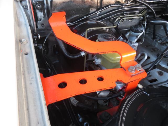 ランドクルーザー８０ ＶＸ　後期ガスマニ　前後デフロック　全塗装済ベージュ　リフトＵＰ　ランチョショック　ステアリングダンパー　ブラッドレーＶ　ＢＦ／ＡＴタイヤ　社外マフラー　サンルーフ　社外デッキ（31枚目）